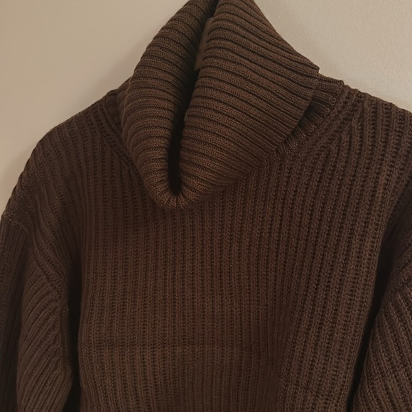 NEW  Aritzia Babaton Guell Merino Wool Turtleneck Sweater in Brown | size S - Picture 4 of 9